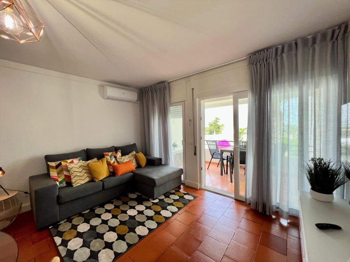 Armacao De Pera Brightness 2 With Pool By Homing Apartment Exterior photo