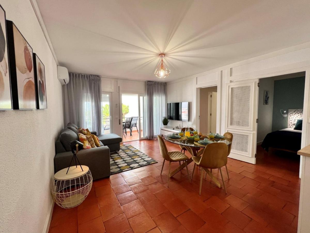 Armacao De Pera Brightness 2 With Pool By Homing Apartment Exterior photo