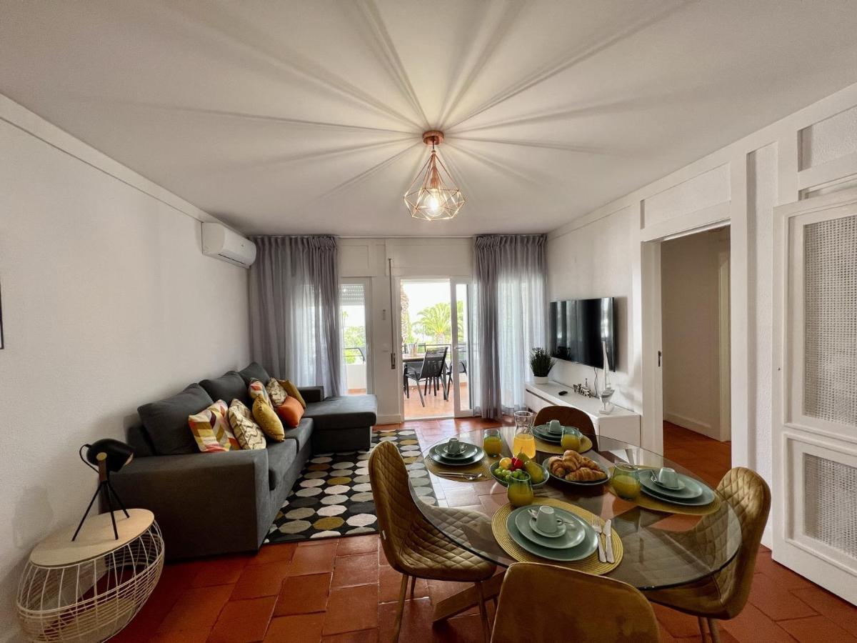 Armacao De Pera Brightness 2 With Pool By Homing Apartment Exterior photo