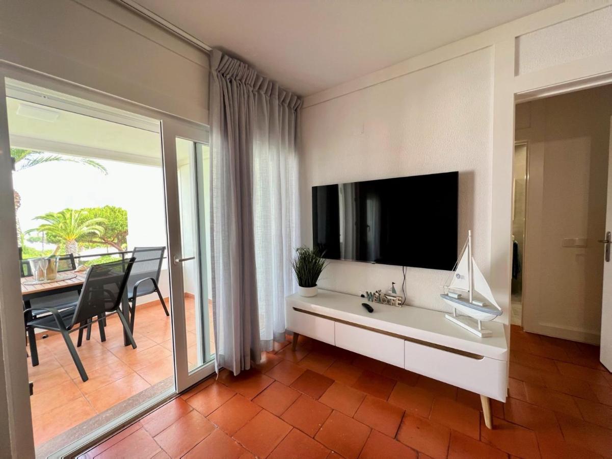 Armacao De Pera Brightness 2 With Pool By Homing Apartment Exterior photo